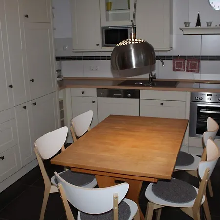Nyaraló Bartens-hus-1 Böhl